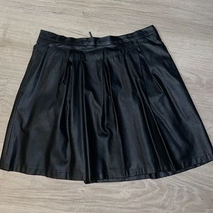 Tart black leather skirt size small